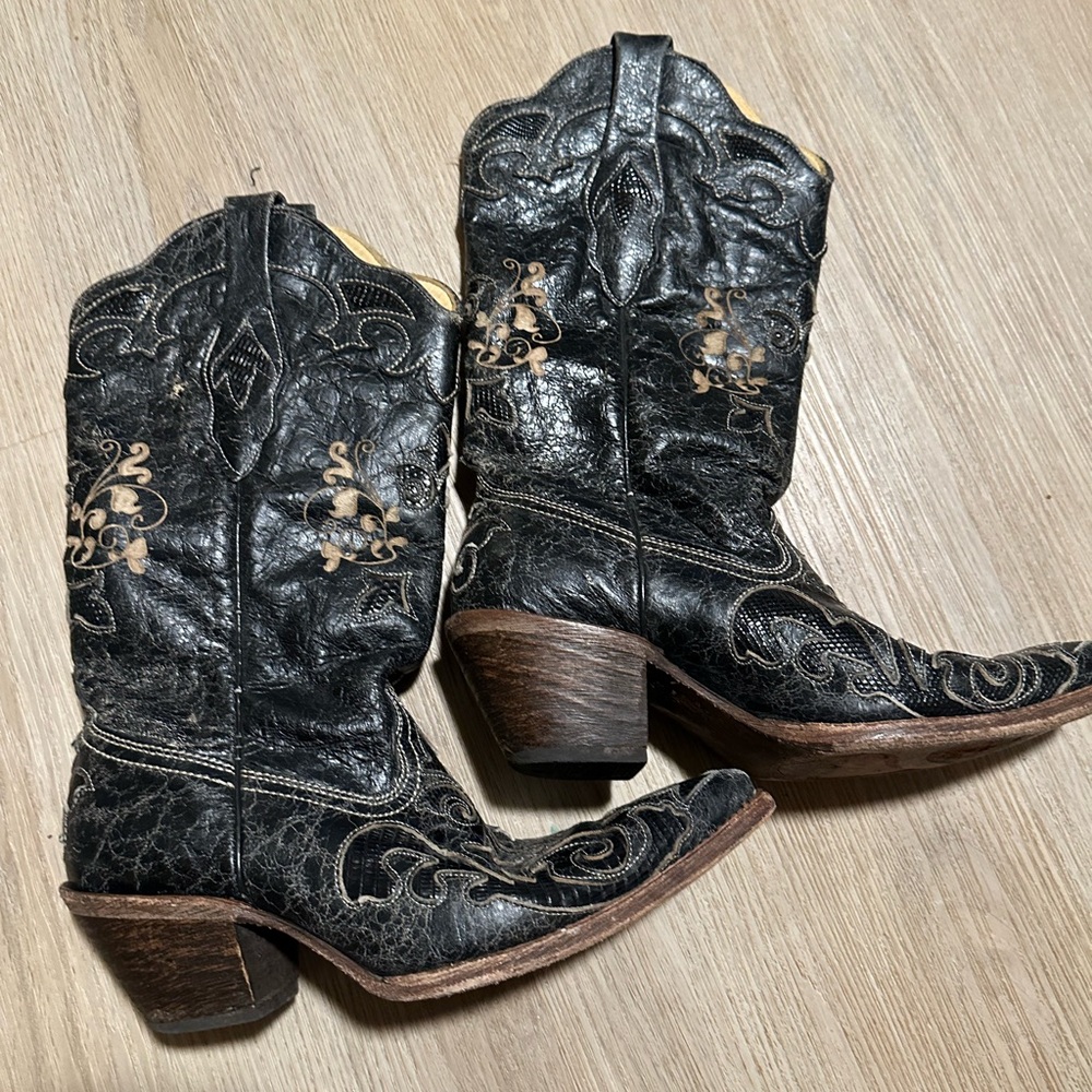 Corral Womens Distressed Leather Pointed Toe Western Boots Black Size 7 lizard